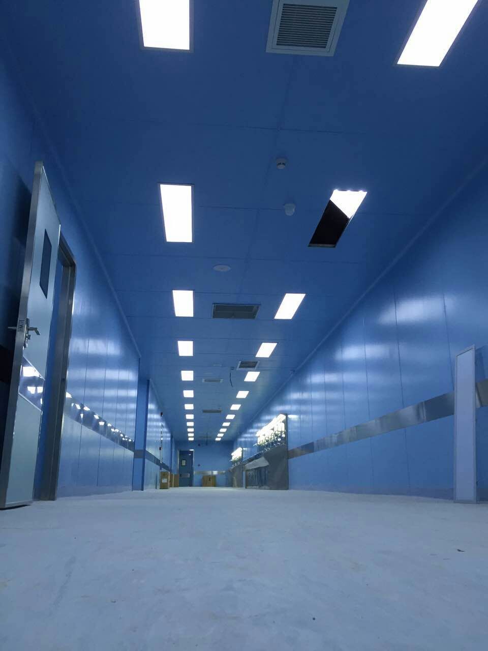 湖北蘄春李時(shí)珍中醫(yī)院使用景泰源LED凈化燈